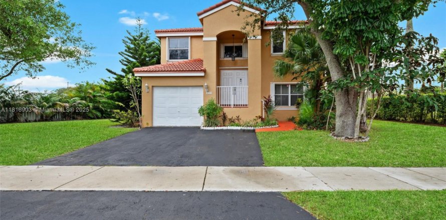 Villa ou maison à Davie, Floride 3 chambres, 158.12 m2 № 1794082