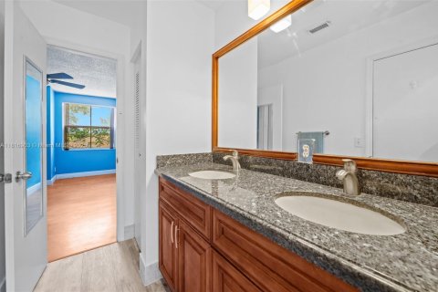 Villa ou maison à vendre à Davie, Floride: 3 chambres, 158.12 m2 № 1794082 - photo 25