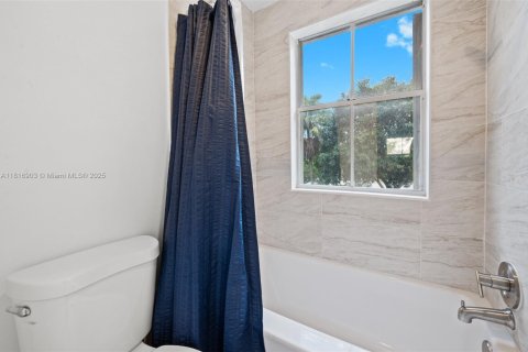 Villa ou maison à vendre à Davie, Floride: 3 chambres, 158.12 m2 № 1794082 - photo 24