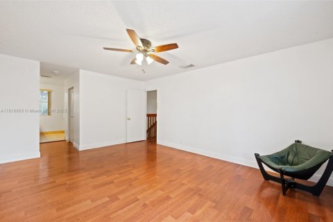 Villa ou maison à vendre à Davie, Floride: 3 chambres, 158.12 m2 № 1794082 - photo 19