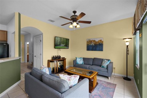 Townhouse in Kissimmee, Florida 4 bedrooms, 124.49 sq.m. № 1533877 - photo 4