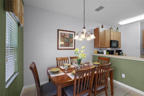 Townhouse in Kissimmee, Florida 4 bedrooms, 124.49 sq.m. № 1533877 - photo 11
