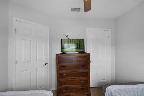 Townhouse in Kissimmee, Florida 4 bedrooms, 124.49 sq.m. № 1533877 - photo 20