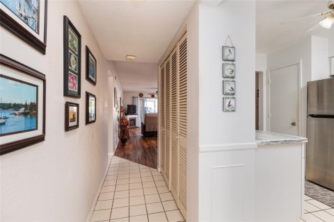 Copropriété à vendre à Saint Petersburg, Floride: 2 chambres, 102.19 m2 № 2231394 - photo 10