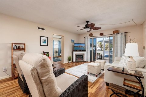 Copropriété à vendre à Saint Petersburg, Floride: 2 chambres, 102.19 m2 № 2231394 - photo 20