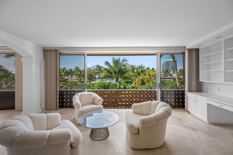 Copropriété à vendre à Palm Beach, Floride: 2 chambres, 216.46 m2 № 2077796 - photo 14