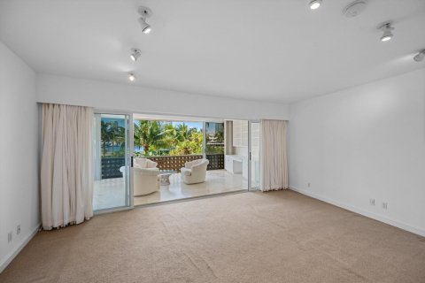 Copropriété à vendre à Palm Beach, Floride: 2 chambres, 216.46 m2 № 2077796 - photo 13