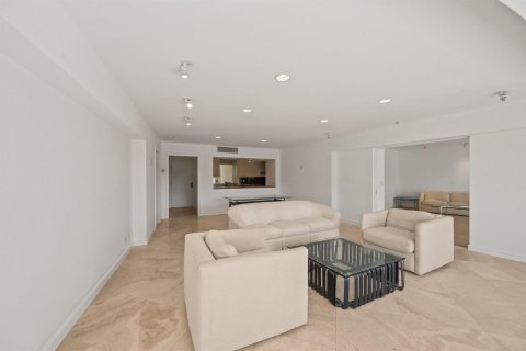 Copropriété à vendre à Palm Beach, Floride: 2 chambres, 216.46 m2 № 2077796 - photo 3