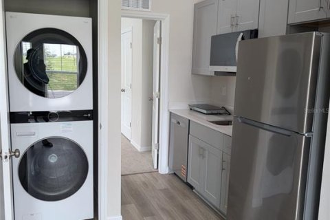 Villa ou maison à louer à Haines City, Floride: 1 chambre, 46.45 m2 № 2398880 - photo 4