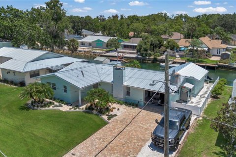 House in Crystal River, Florida 3 bedrooms, 119.29 sq.m. № 2258360 - photo 8