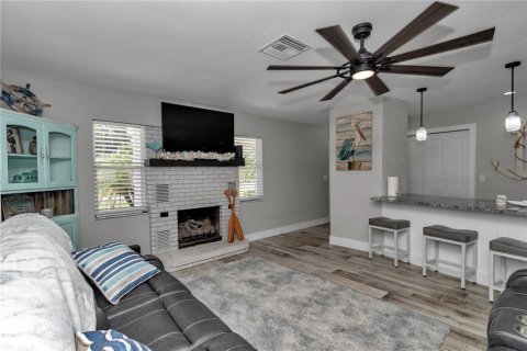 House in Crystal River, Florida 3 bedrooms, 119.29 sq.m. № 2258360 - photo 21