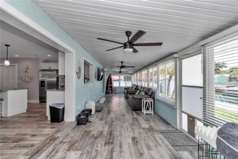 House in Crystal River, Florida 3 bedrooms, 119.29 sq.m. № 2258360 - photo 24