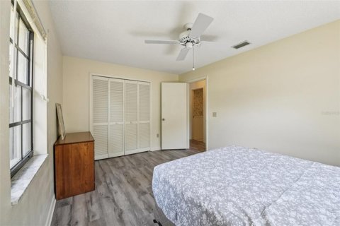 House in Cocoa, Florida 3 bedrooms, 125.79 sq.m. № 2201237 - photo 19