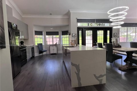 Villa ou maison à vendre à Weston, Floride: 3 chambres, 151.24 m2 № 1863549 - photo 5
