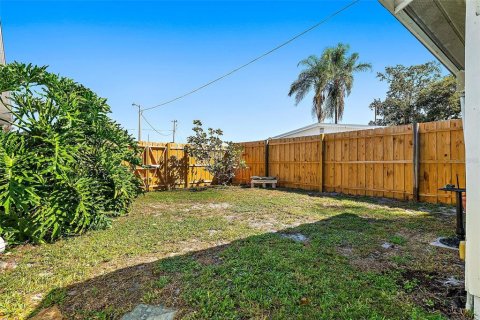 Casa en venta en Seminole, Florida, 3 dormitorios, 153.57 m2 № 1762212 - foto 24