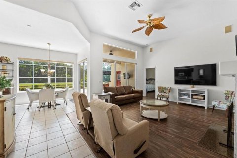 House in Tampa, Florida 4 bedrooms, 242.75 sq.m. № 1797259 - photo 23