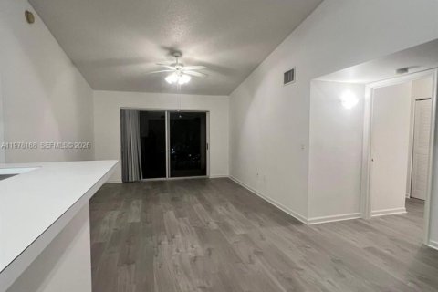 Copropriété à vendre à Miramar, Floride: 2 chambres, 89.74 m2 № 2042041 - photo 2