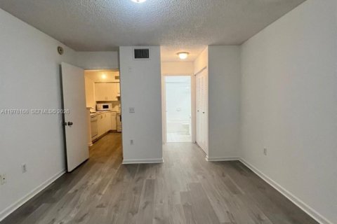 Copropriété à vendre à Miramar, Floride: 2 chambres, 89.74 m2 № 2042041 - photo 10