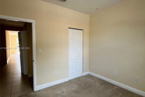 Condominio en alquiler en Pembroke Pines, Florida, 3 dormitorios, 122.45 m2 № 2029616 - foto 8