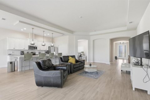 Снять в аренду виллу или дом в Палм-Кост, Флорида 3 комнаты, 197.14м2, № 2108550 - фото 11