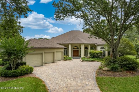 House in Ponte Vedra Beach, Florida 4 bedrooms, 394 sq.m. № 767818 - photo 1