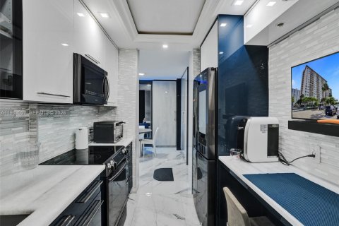 Condo à Sunny Isles Beach, Floride, 1 chambre  № 2025842