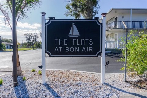 Appartement à Lakeland, Floride 3 pièces, 46.45 m2 № 2116410