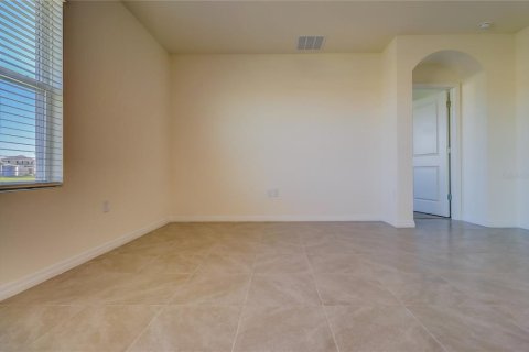 House in Wesley Chapel, Florida 4 bedrooms, 171.5 sq.m. № 2105426 - photo 7