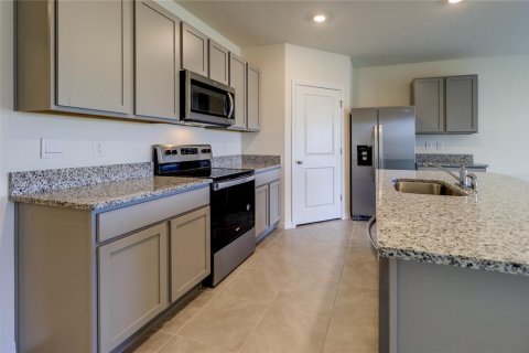 House in Wesley Chapel, Florida 4 bedrooms, 171.5 sq.m. № 2105426 - photo 14