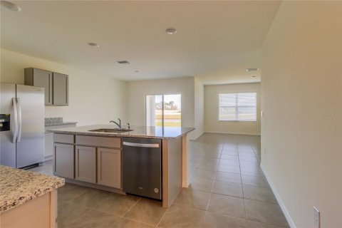 House in Wesley Chapel, Florida 4 bedrooms, 171.5 sq.m. № 2105426 - photo 11