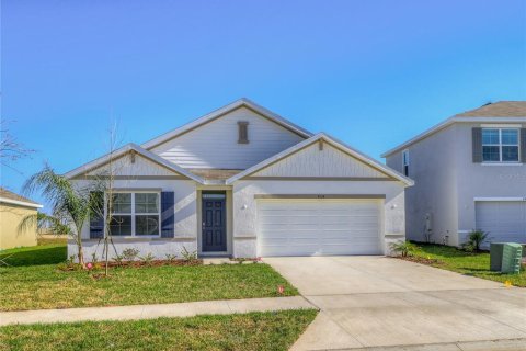 House in Wesley Chapel, Florida 4 bedrooms, 171.5 sq.m. № 2105426 - photo 2