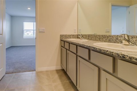 House in Wesley Chapel, Florida 4 bedrooms, 171.5 sq.m. № 2105426 - photo 21