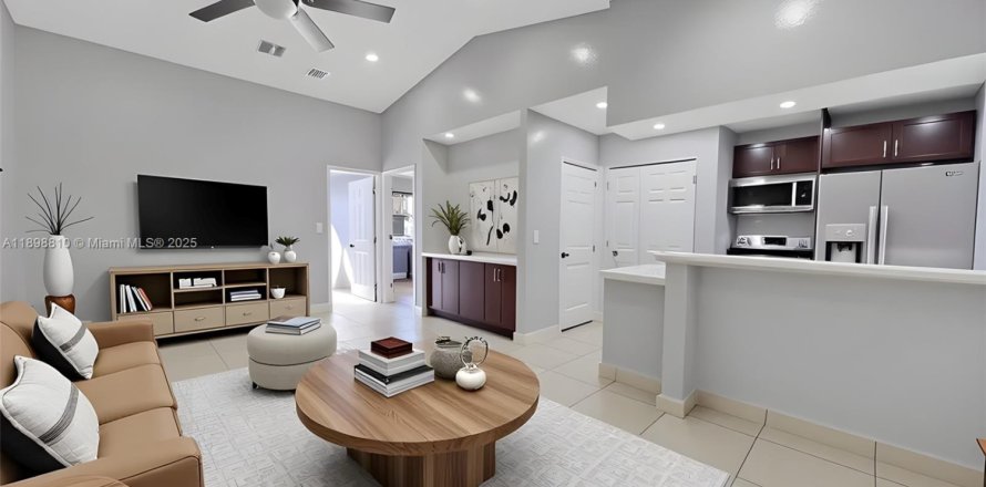 Condo in Hialeah, Florida, 3 bedrooms  № 1953652