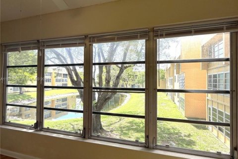 Copropriété à louer à Tamarac, Floride: 1 chambre, 61.32 m2 № 2003998 - photo 19