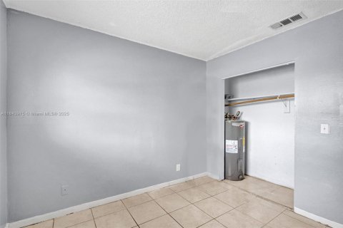 Condominio en alquiler en Lauderhill, Florida, 2 dormitorios, 77.02 m2 № 1940171 - foto 19