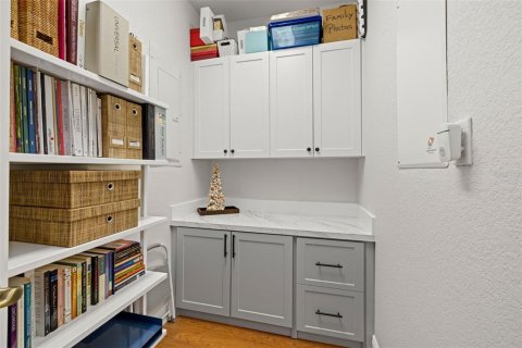 Купить кондоминиум в Пунта-Горда, Флорида 9 комнат, 187.85м2, № 1626367 - фото 4