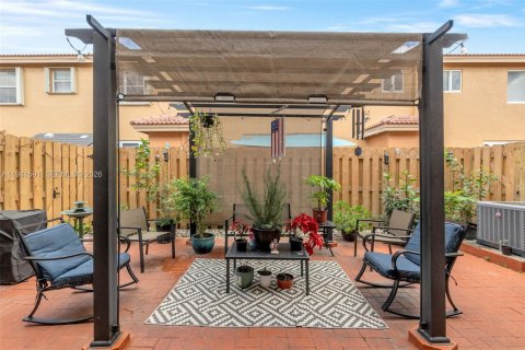 Купить таунхаус в Майами-Лейкс, Флорида 3 спальни, 135.54м2, № 1998899 - фото 26