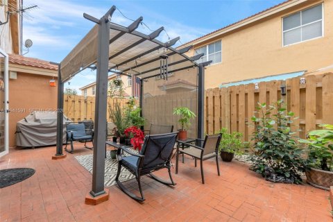 Купить таунхаус в Майами-Лейкс, Флорида 3 спальни, 135.54м2, № 1998899 - фото 27