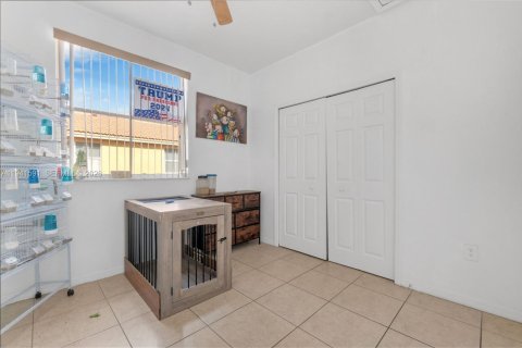 Купить таунхаус в Майами-Лейкс, Флорида 3 спальни, 135.54м2, № 1998899 - фото 23