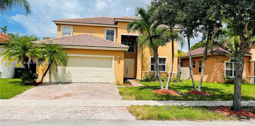 Villa ou maison à Homestead, Floride 4 chambres, 258.55 m2 № 1946636