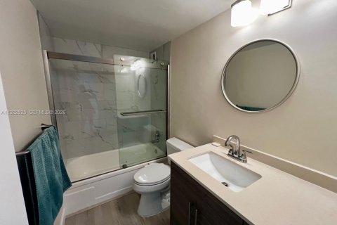 Copropriété à louer à North Bay Village, Floride: 1 chambre, 87.33 m2 № 1977116 - photo 30