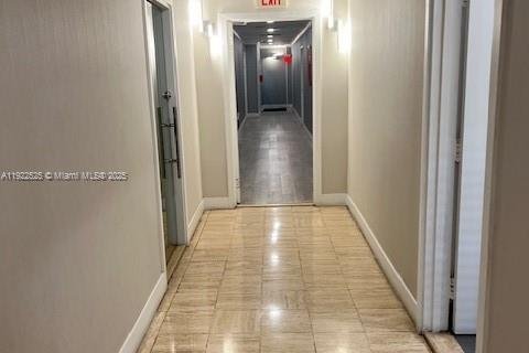 Copropriété à louer à North Bay Village, Floride: 1 chambre, 87.33 m2 № 1977116 - photo 22