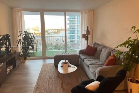 Copropriété à louer à North Bay Village, Floride: 1 chambre, 87.33 m2 № 1977116 - photo 5