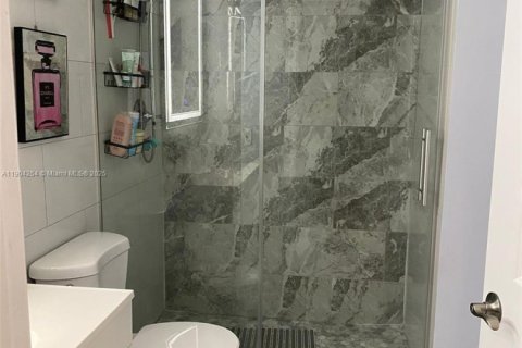 Copropriété à louer à Coral Springs, Floride: 2 chambres, 91.04 m2 № 1954875 - photo 13