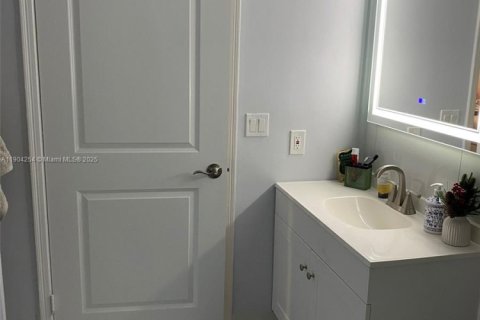 Copropriété à louer à Coral Springs, Floride: 2 chambres, 91.04 m2 № 1954875 - photo 14