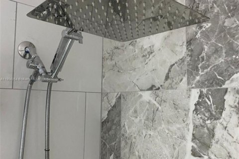 Copropriété à louer à Coral Springs, Floride: 2 chambres, 91.04 m2 № 1954875 - photo 16