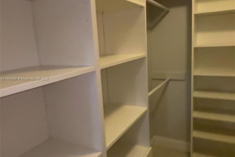 Copropriété à louer à Coral Springs, Floride: 2 chambres, 91.04 m2 № 1954875 - photo 7