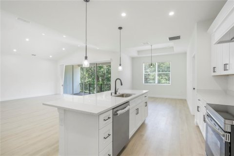 Villa ou maison à vendre à Fruitland Park, Floride: 3 chambres, 185.8 m2 № 1901338 - photo 9