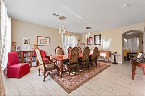 Villa ou maison à vendre à Land O' Lakes, Floride: 5 chambres, 236.9 m2 № 2141917 - photo 5