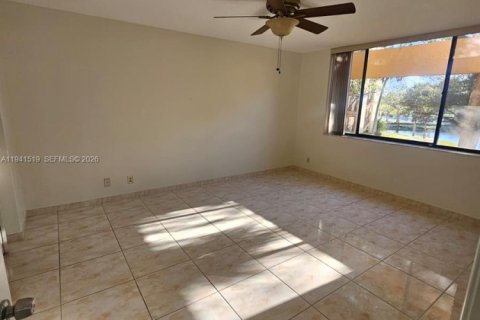 Copropriété à vendre à Plantation, Floride: 2 chambres, 101.36 m2 № 2152732 - photo 5